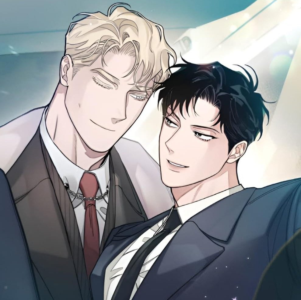 mvingzaz's tweet photo. Happy pride month to the Korean lawyer and his Russian husband 💟 https://t.co/4kiLIjHT4r