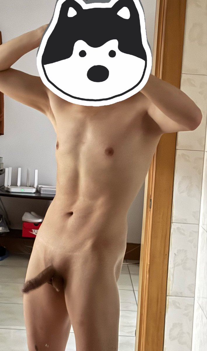 secylbo's tweet photo. 儿童身材当然要过六一儿童节
有没有人陪男研过六一儿童节呀 https://t.co/jjZjoW763Z