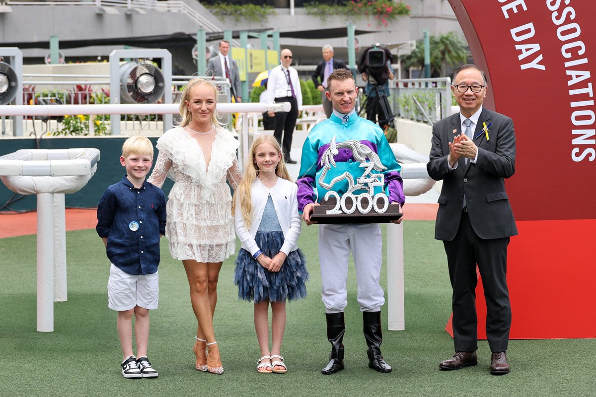 HKJC_Racing's tweet photo. Zac Purton: the man who earned it all. #LoveRacing #HKracing 

@pjrydo writes. 

Read here 👉 https://t.co/Ma3pTrIyEN https://t.co/0FkB9XCsoR
