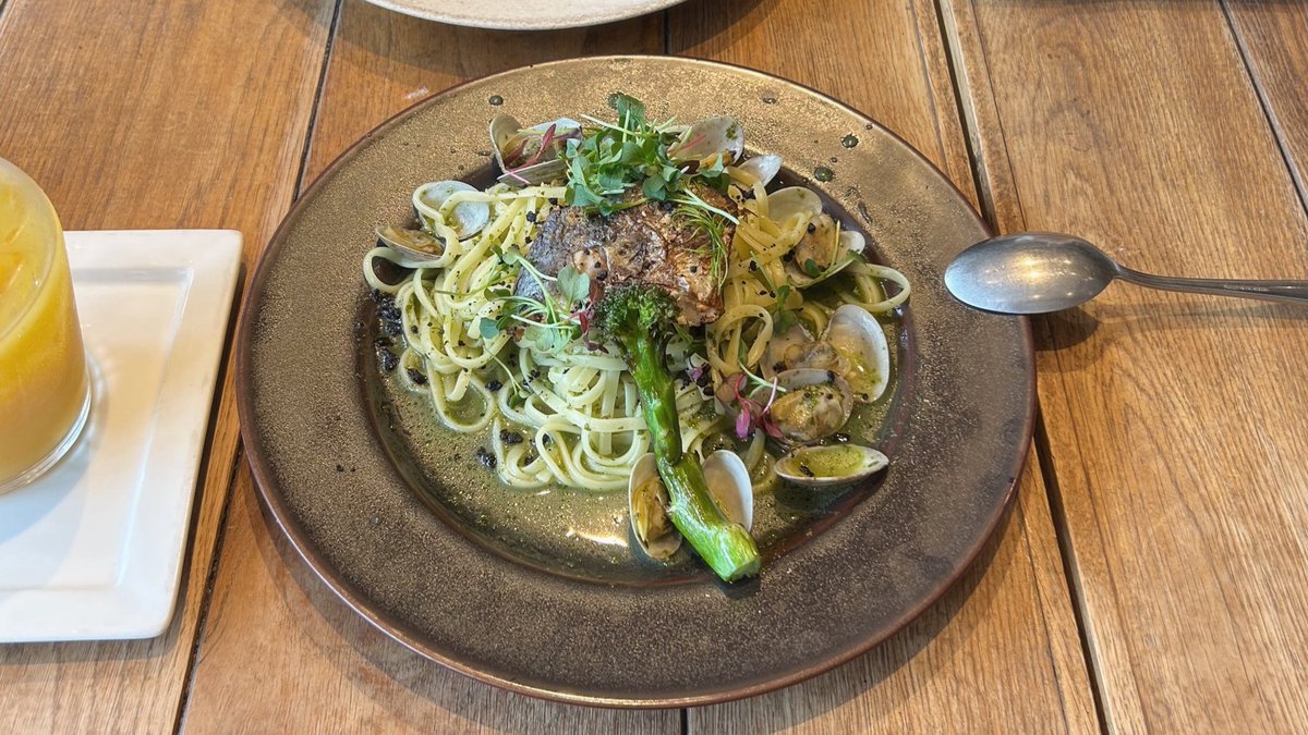 coffetimecafe's tweet photo. 友人とのんびりランチ💭🤍
#日常垢 https://t.co/B4lqkDjSuB