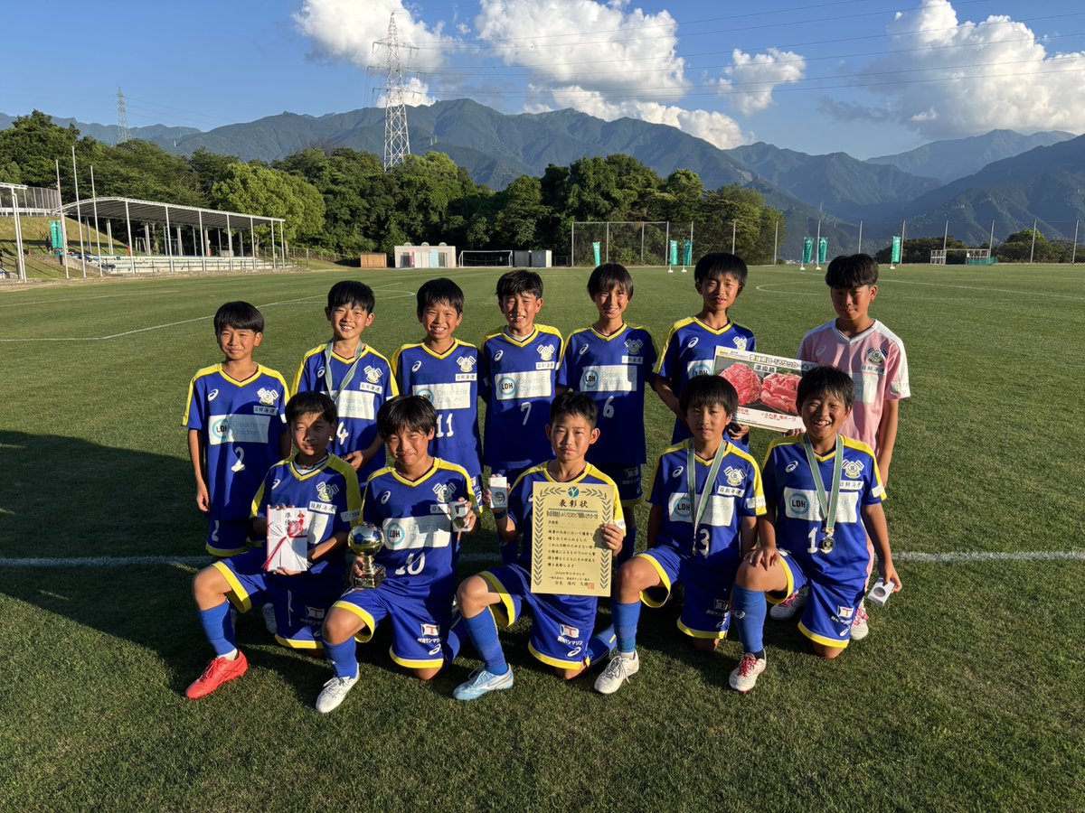fc_imabari's tweet photo. 【U-12 試合結果】
🏆第50回南海放送・JAバンクえひめカップ愛媛県U-12サッカー大会
📍グリーンフィールド新居浜
🗓️5月30日(土)
〈2回戦〉
vs ノルテ
3-1（1-1、2-0）
得点者：星野、樋口、村上
〈準々決勝〉
vs FC Livent
3-1（1-1、2-0）
得点者：樋口、OG、星野
#FC今治アカデミー
#BEYONDSTANDARD https://t.co/XtHVA9Q9pm