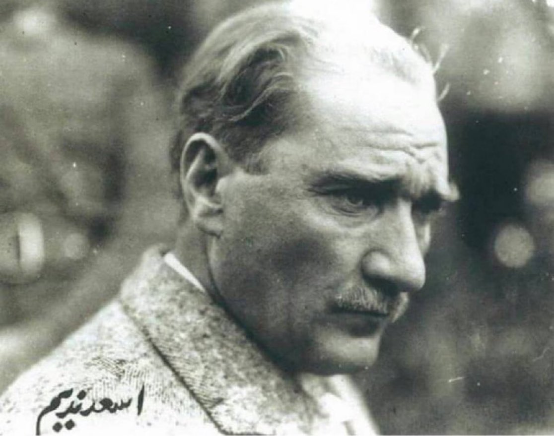 TarihteOan's tweet photo. Mustafa Kemal Paşa'nın “Benim en güzel fotoğrafım.” dediği fotoğraf. https://t.co/BVlzCWJbDy