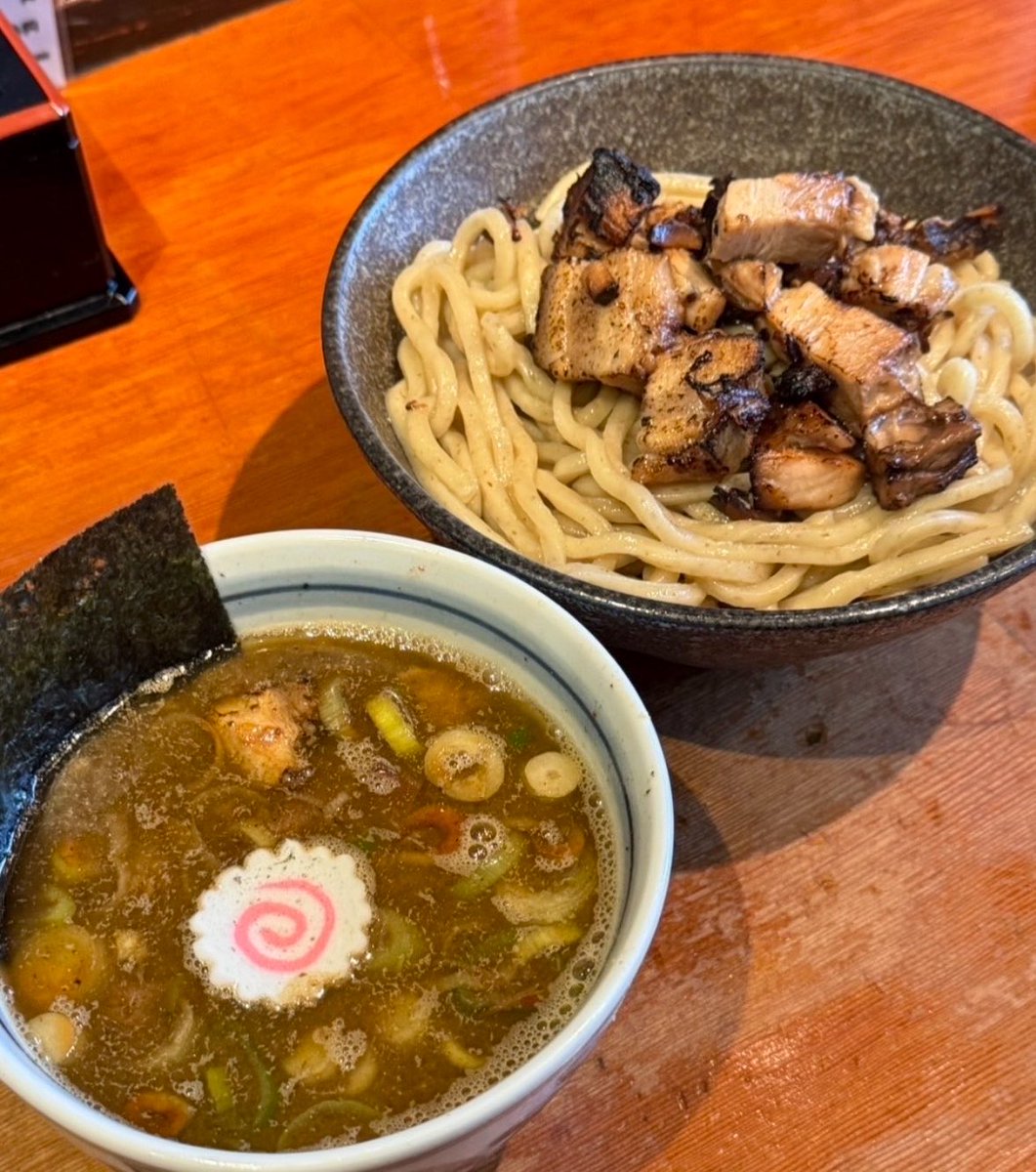 ___enami's tweet photo. こんばんわ！！

夜もよろしくお願いします🙇

塩分摂取にぜひお待ちしております🤲
汗をかいたら塩分！水分！睡眠💤 https://t.co/EekcE7Zi9c