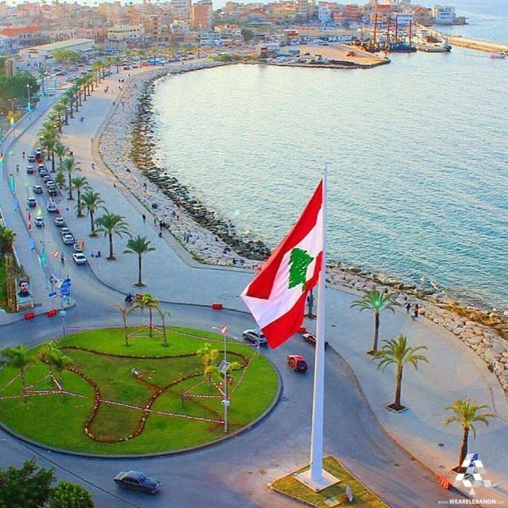 Gamilamabrouk's tweet photo. كل طريق بلبنان بيودي لذكرى حلوة ✨🇱🇧
#مساء_الــود_والـــورد https://t.co/DNeh4M5RyK