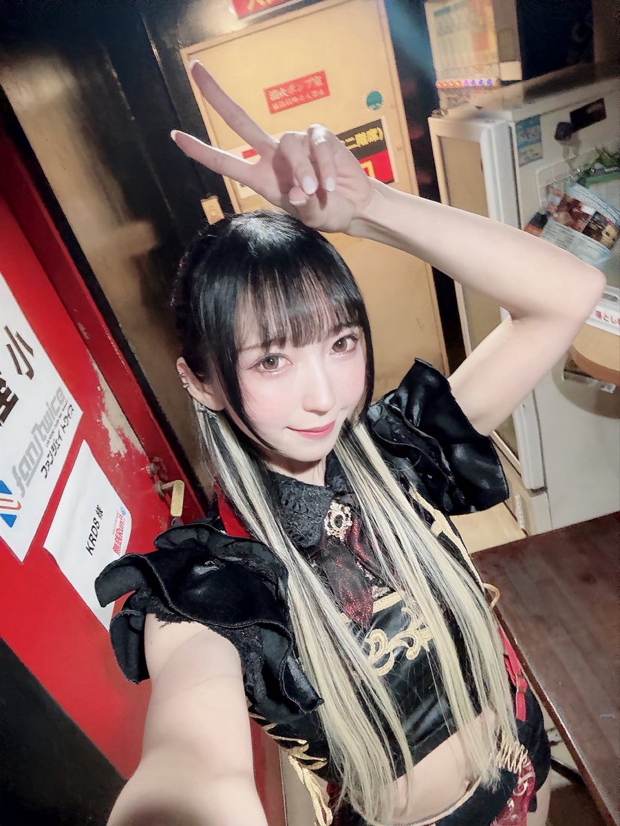 宮脇舞依 /KRD8 tweet media