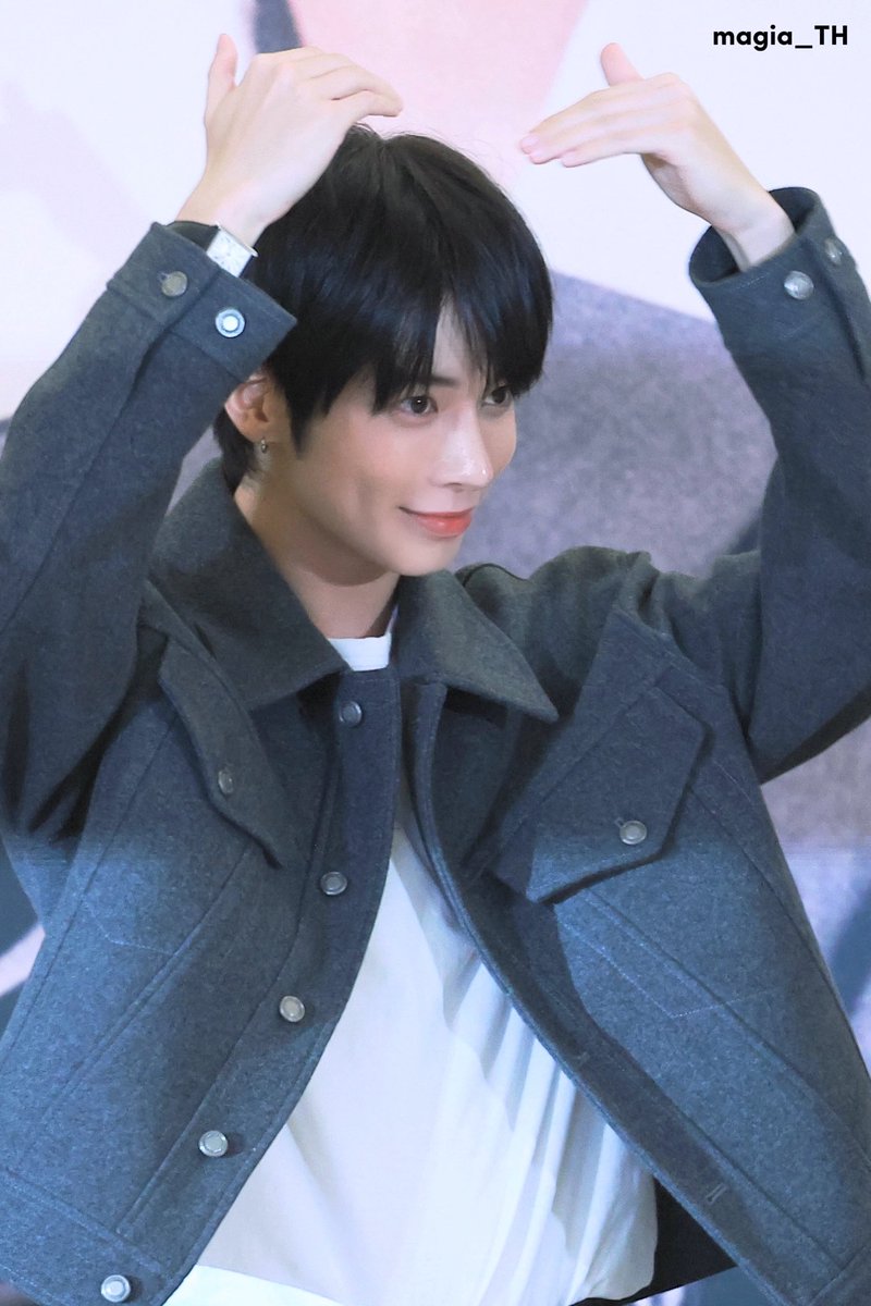 magia_th0205's tweet photo. 241107 #태현
 
👋🏻🫶🏻

#태현 #TAEHYUN #テヒョン
#TXT #투모로우바이투게더
#TOMORROW_X_TOGETHER https://t.co/fO2vhte8Ko