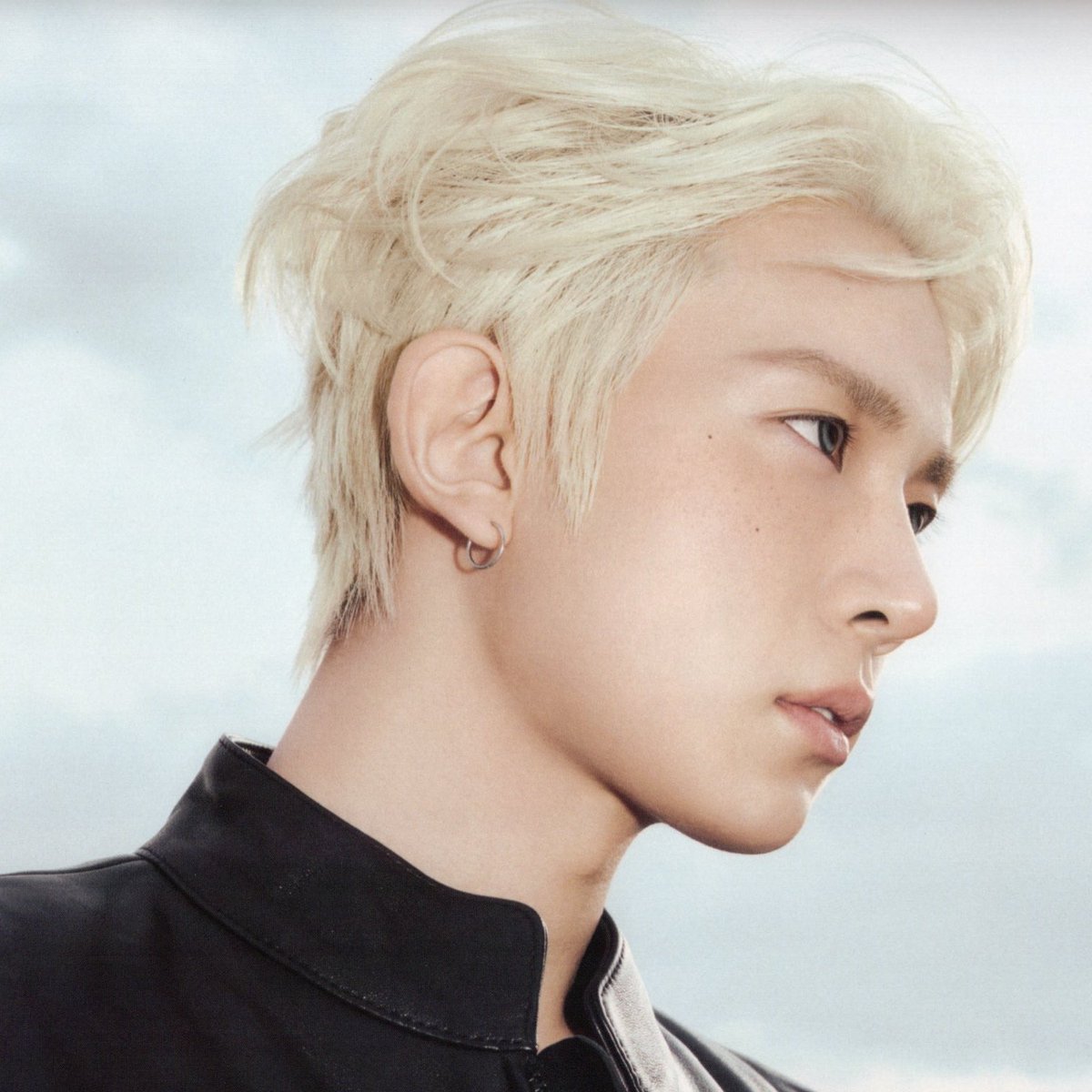 vdAriprince_'s tweet photo. ㅤㅤㅤㅤ

               #NuevaFotoDePerfil https://t.co/ywCVqjy1jZ