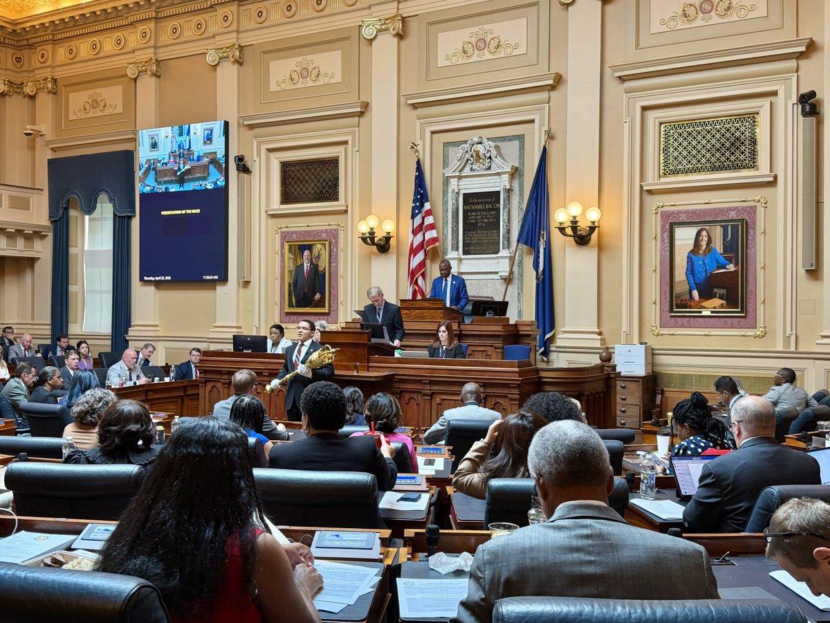 WYDaily's tweet photo. Virginia Lawmakers Return to Richmond With Budget Deadline Days Away

https://t.co/uBLM15xv2k https://t.co/sWKYtTLnO8