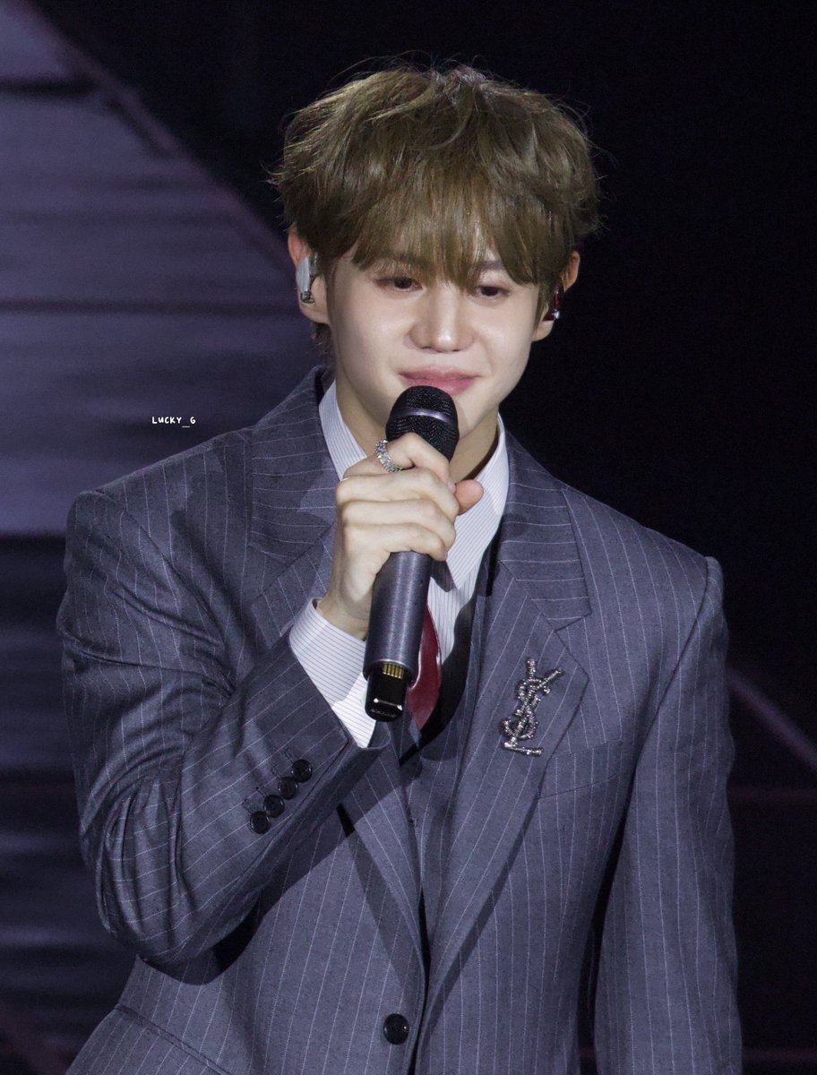 lucky_Kwang's tweet photo. 260530 양요섭 솔로 콘서트 잔상 [Fade In]

햄찌처럼 귀욥쟈나🐹💛

#HIGHLIGHT #YANGYOSEOP
#하이라이트 #양요섭 #요섭 
#양요섭솔로콘서트_잔상 https://t.co/zNalsYVYZY