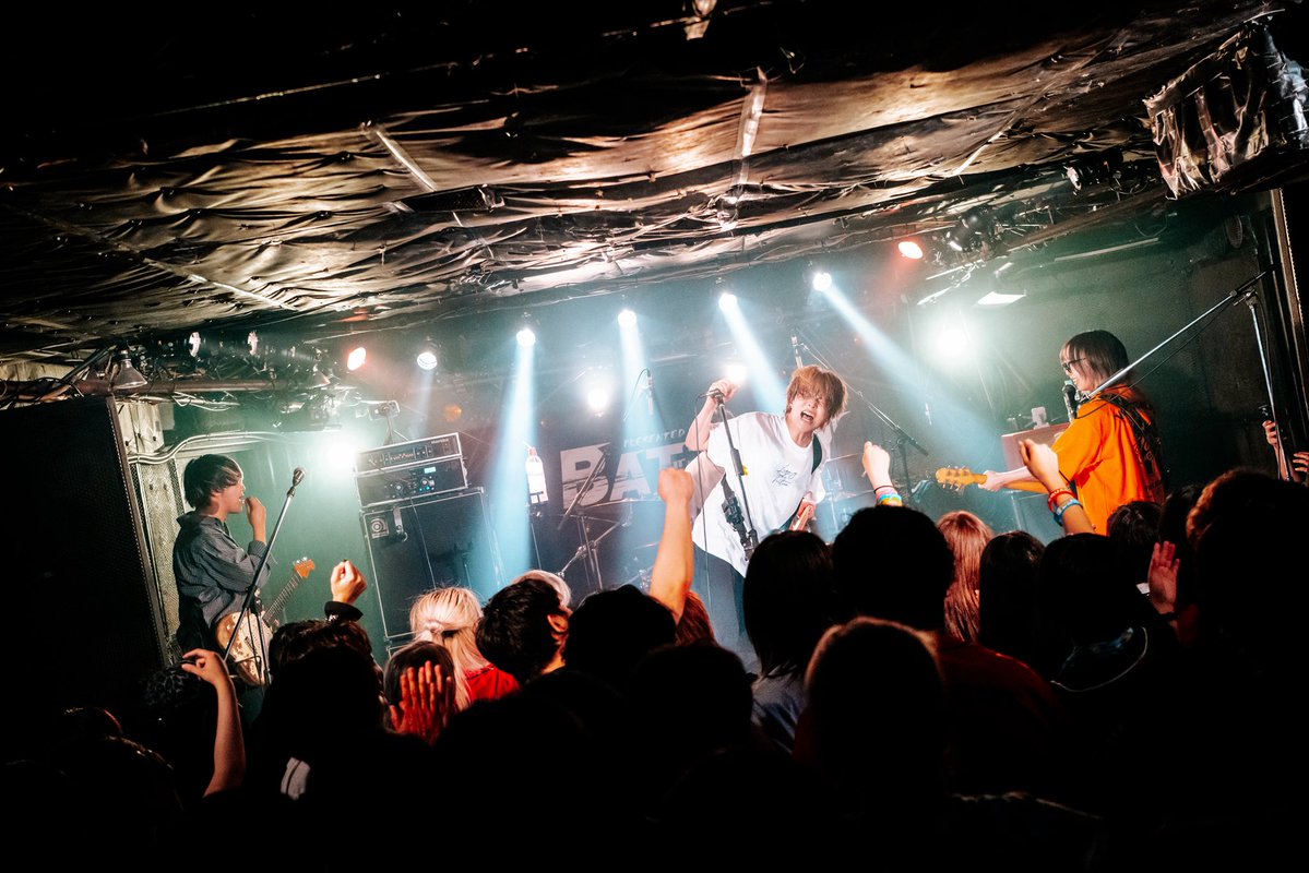 VSC_official's tweet photo. 【明日…‼️】

明日の18:00にとっても大切なお知らせがございます！
チェックお願いします🙌 https://t.co/2aJ82Zn7Ab