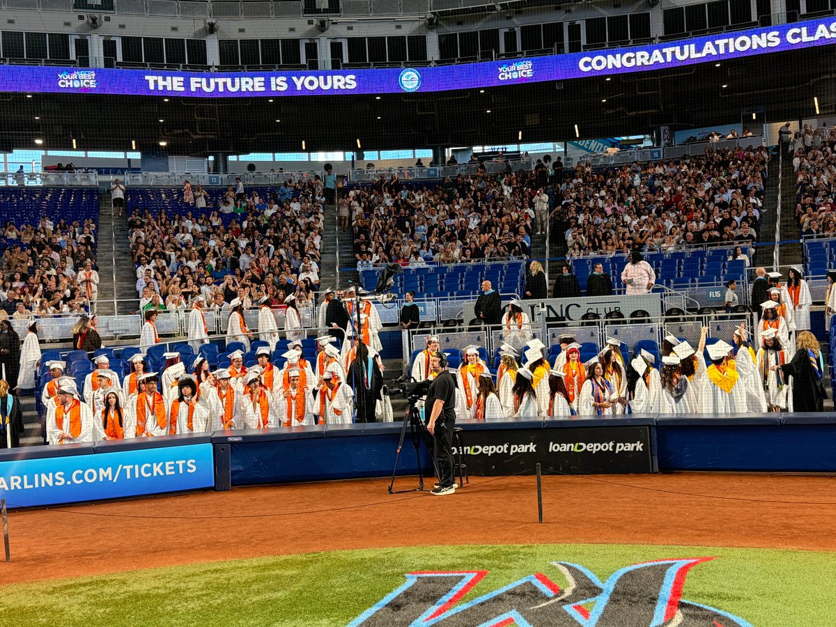 mdcpsCIO's tweet photo. Congrats to the @SMSHCobras Class of '26! 🎓
As @MiamiSchools CIO and a proud alumnus, it’s awesome to see my old stomping grounds celebrating this day. You’ve earned this moment—go make the world proud! Once a Cobra, always a Cobra! 🐍
#MDCPSGrad #SouthMiamiHigh #CobraNation https://t.co/1RObeC4fgX