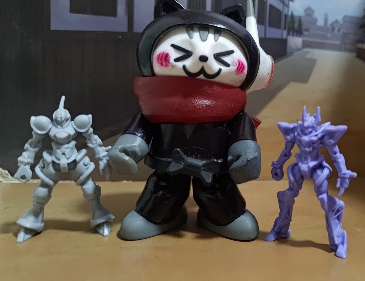 今日発売の GQuuuuuuXグミ買ったにゃー😻 これにはミニフィギュアが