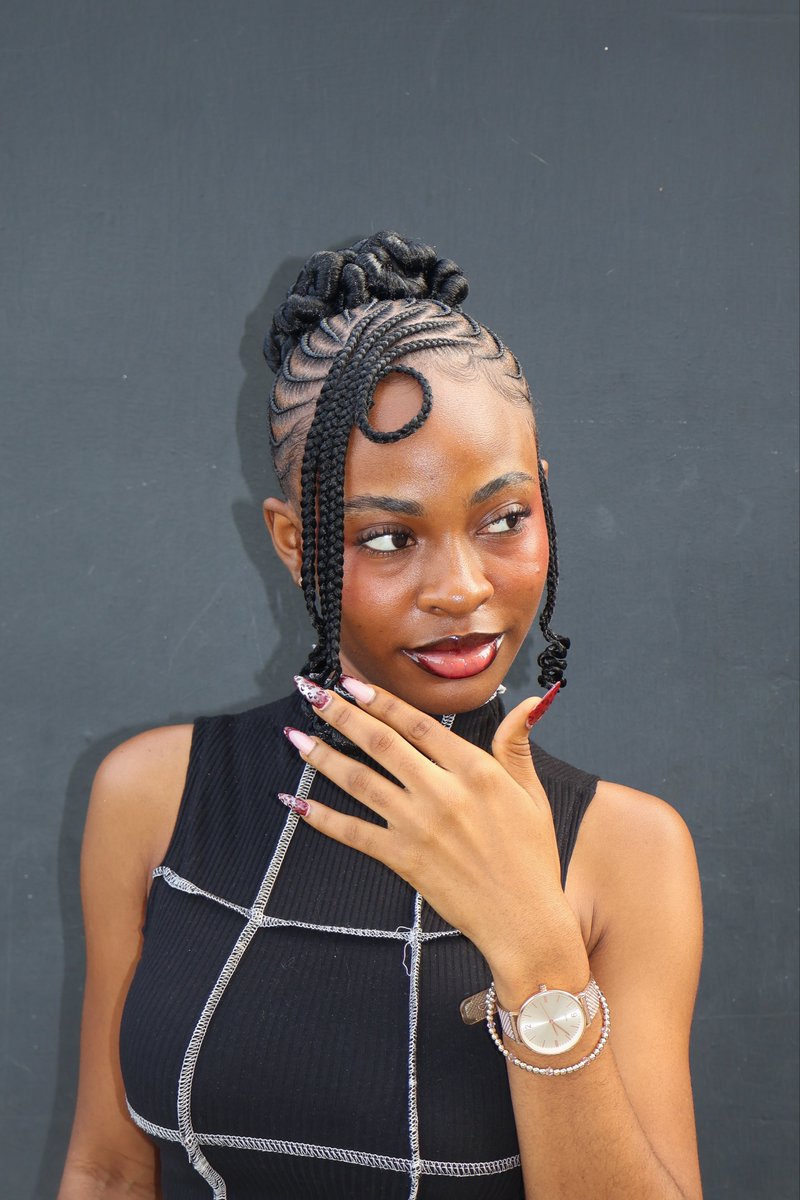 idara_peniel's tweet photo. afrocentric braid styles are so my vibe https://t.co/B86Dg2u3mY