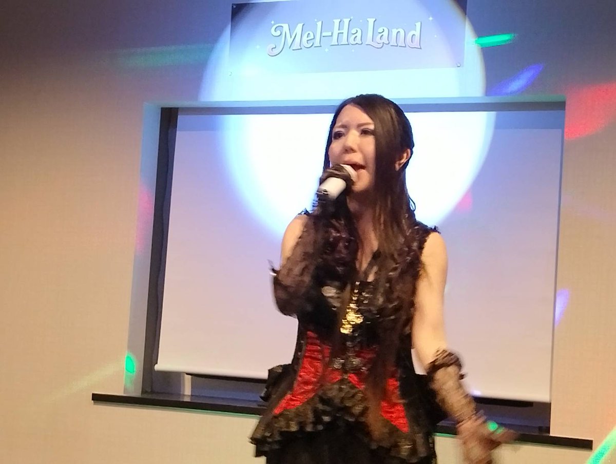 keym610666's tweet photo. 5/31(日)西川口メルハーランドライブ終わりました🎶応援に来てくれた方ありがとうございました😊✨️✨️

オリジナル曲中心のステージと、アティーシャみわさんとコラボもさせていただきました🎶🎶 https://t.co/JWvxuiDx2D