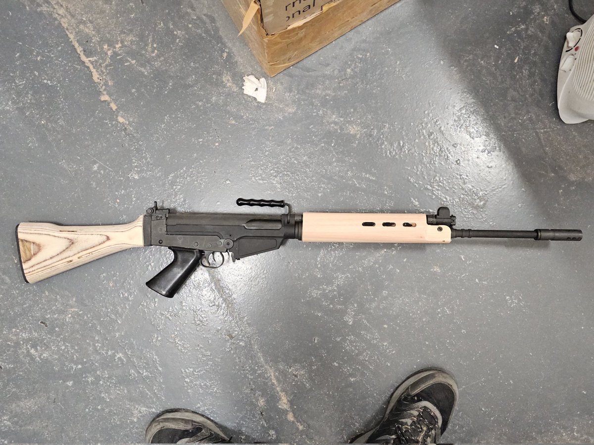AirsoftShien's tweet photo. This is the Red Grandis Hardwood, it had a janka hardness quite similar to Walnut, but the color and grain is different. I can feel its much harder than my first sample made of pine. My FAL wood set will use this wood. Birch Laminate stock and grips also availiable. https://t.co/O2R5VqNZMl