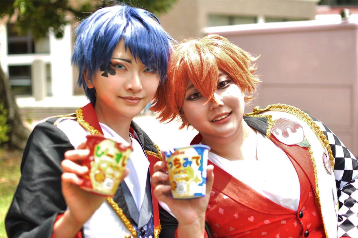 rabithyan1028's tweet photo. 【Cosplay/コスプレ】twst/❤️♠️
❤️「こっちみて」
♠️「ぴーすして」
❤️▶︎@rabithyan1028
♠️▶︎@Butter_523
📸▶︎@N1U8z さん
#SpringRoseGarden #Connect花農丘公園 https://t.co/8SCVameTqo