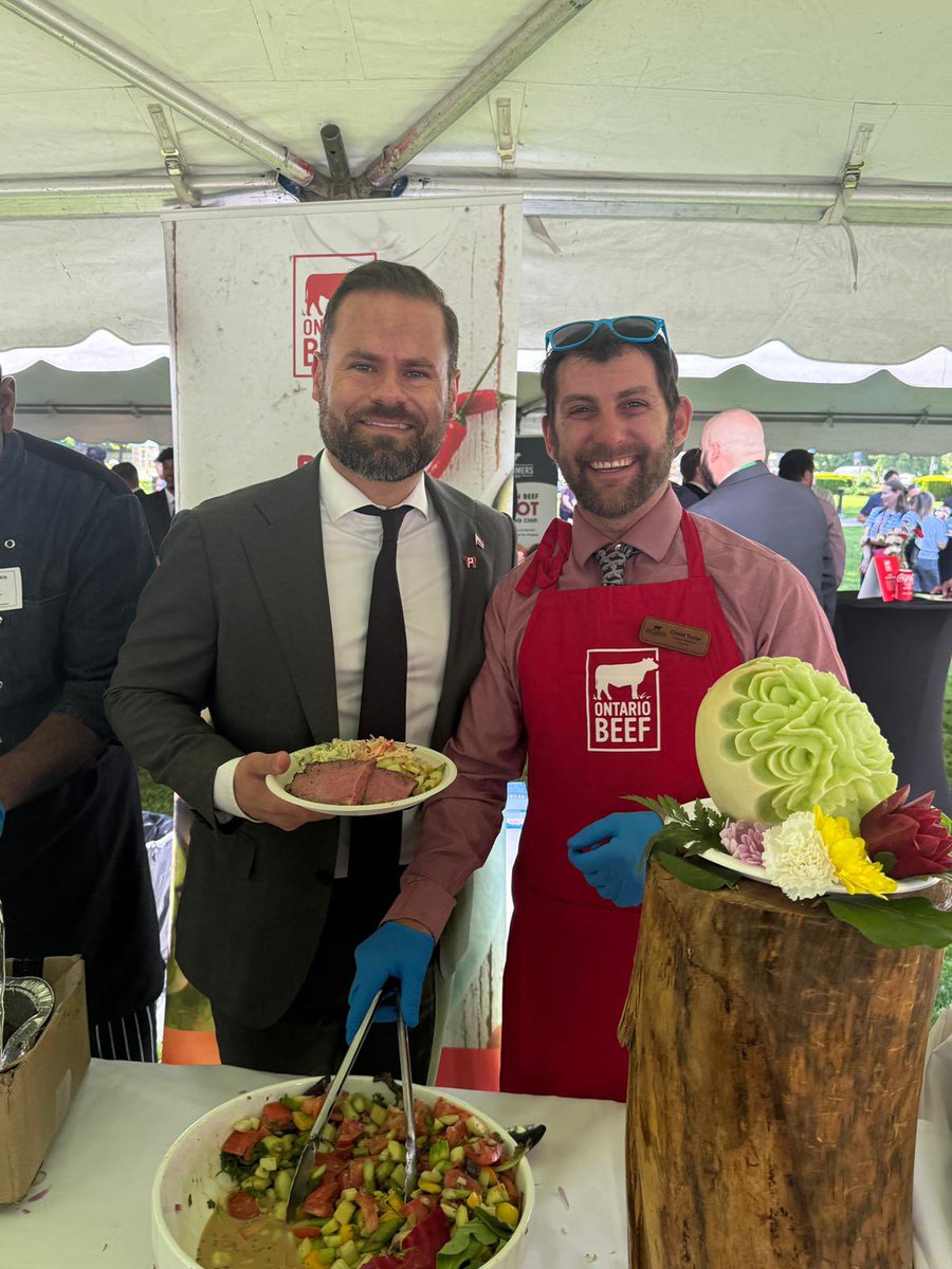 DavidPiccini's tweet photo. Ontario’s Beef Farmers came to the Legislature to serve up some of the best Ontario beef and talk about Ontario’s beef sector. 

Such a pleasure to join the @BeefFarmersON for their annual BBQ. Special thank you to our very own Chadd Taylor for his work in bringing the issues to Queens Park and Ontario’s Agriculture Minister @TrevorJonesCKL for showcasing the very best! 

It was a real treat to enjoy a nice lunch with the incredible team I get to work with at Labour and even more special to show them how communities like ours, feed the city!
