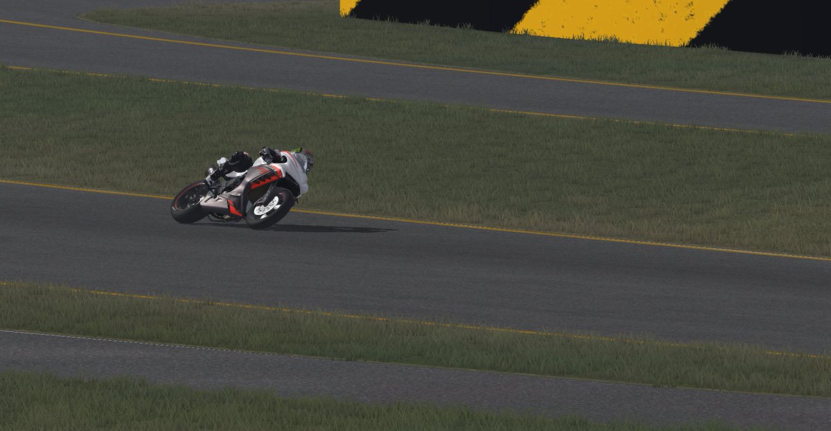 0mgeroproSim's tweet photo. Sesión de entrenamiento completada en Sydney Motorsport Park 🇦🇺💪

Volviendo a coger sensaciones después de Laguna Seca y trabajando duro junto al equipo para llegar en la mejor forma posible a Phillip Island 🔥

Paso a paso. Seguimos.

#JM98 #SBK2030 @RWracingsim @MundialSimGP https://t.co/a78LkRHRL7