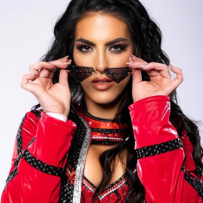 BadBrianneUD's tweet photo. #NewProfilePic https://t.co/KvliS4GvGl