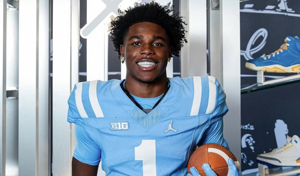 JackJohnSavage's tweet photo. "They're going to get whatever they think they're going to get out of me times two, times ten."

Caught up with JuJu Johnson after his OV to UCLA. He's healthy, hungry, and is going big-game hunting for a few other 2027 stars to join him in Westwood.
https://t.co/yKIpDKwMgM https://t.co/o6ADo9dJQw