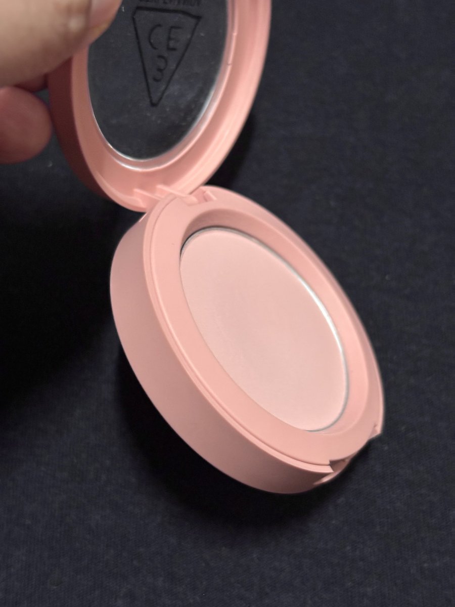 preaq_'s tweet photo. 3CE mood recipe face blush
สี mono pink

ใช้น้อย เหลือตามภาพ
exp 20270519

250฿
ส่งฟรี https://t.co/nqpA0wRJVh
