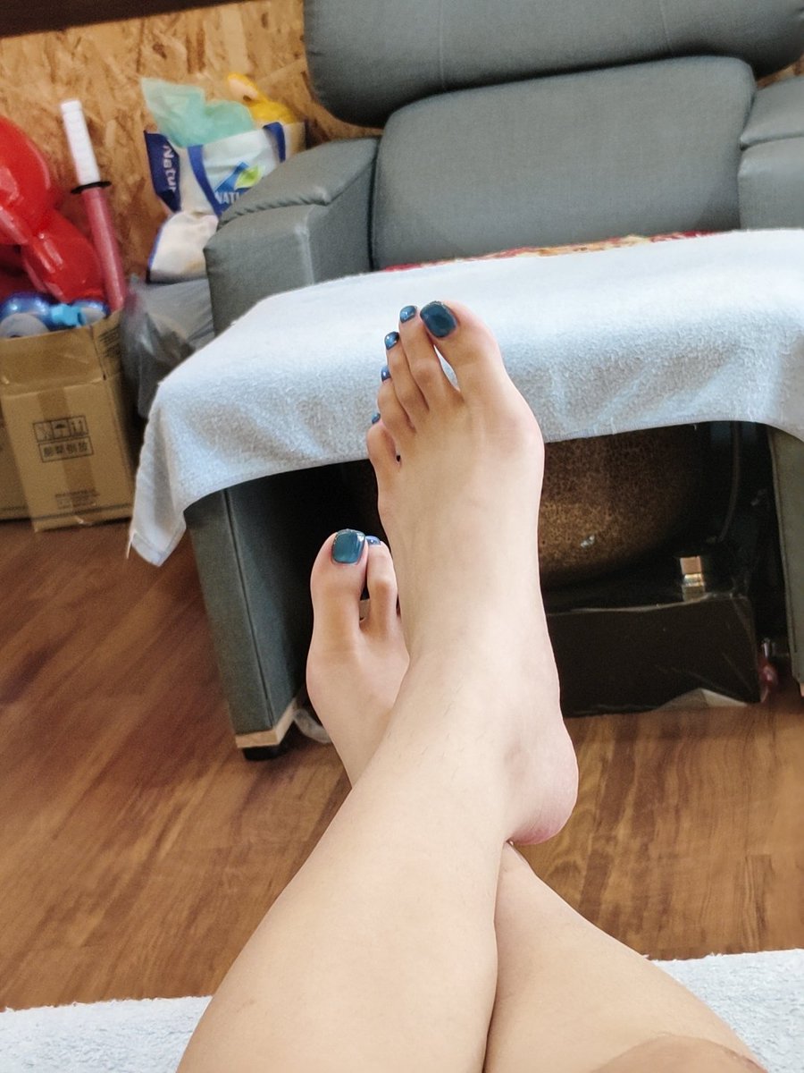 Anna017115's tweet photo. 好累..誰能給我舒壓按摩🥵 https://t.co/K1rEDhbmm6