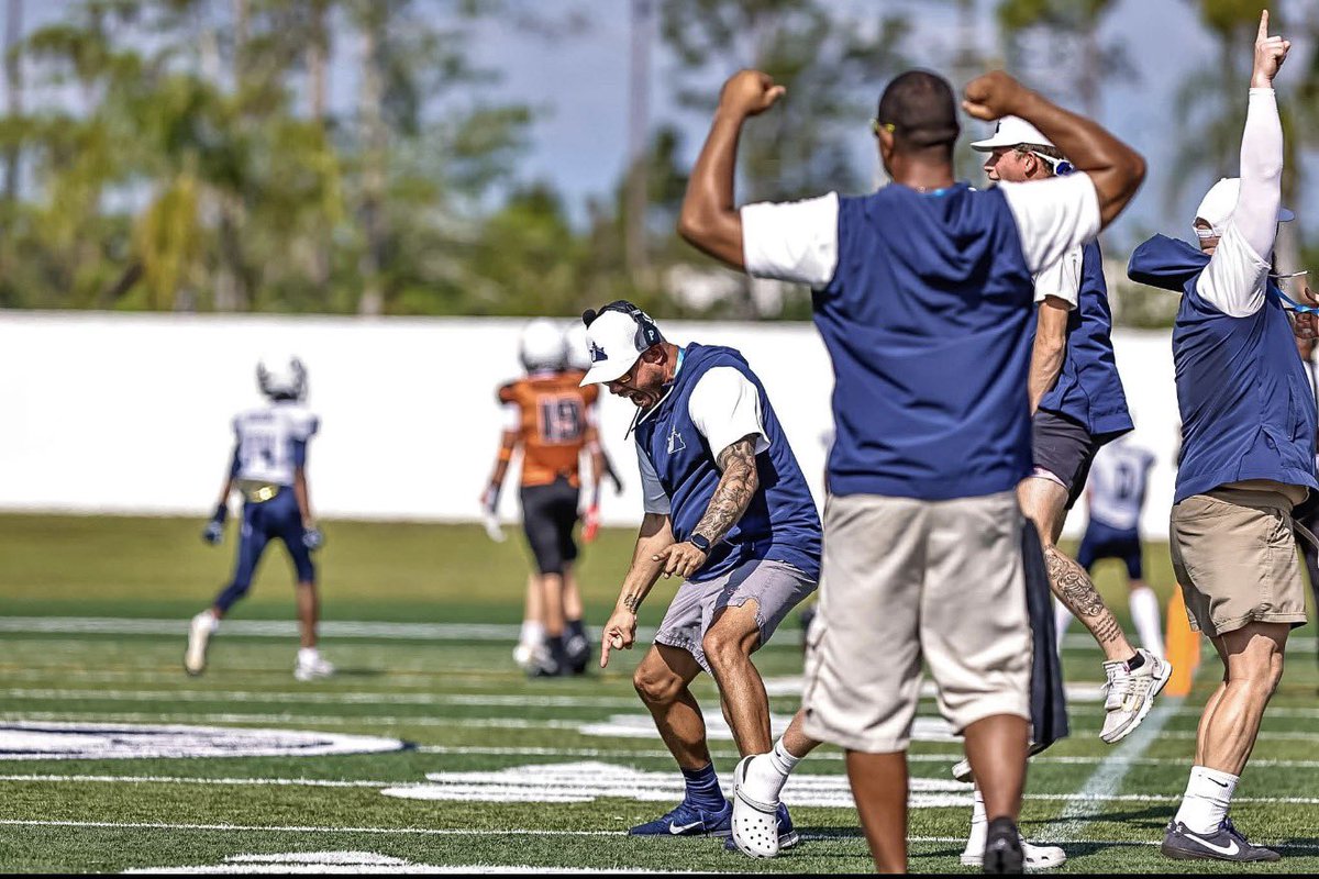 Coach__Gio's tweet photo. Mission accomplished! We are the 11U D1 State Champions, and we did it back‑to‑back with a huge 26–0 victory over the Toros. Couldn’t be prouder of our boys and coaches for grinding, fighting, and taking down the only team that beat us this season. Amazing work time to celebrate! 💍💍🏆🏆