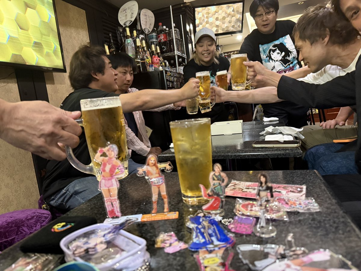 poncang's tweet photo. 新宿大会終了
＃ちゃんす　オープンしました。

もりあがった大会を酒の肴に

＃よっしゃ飲みますよ〜 https://t.co/vpyaIKzjC6