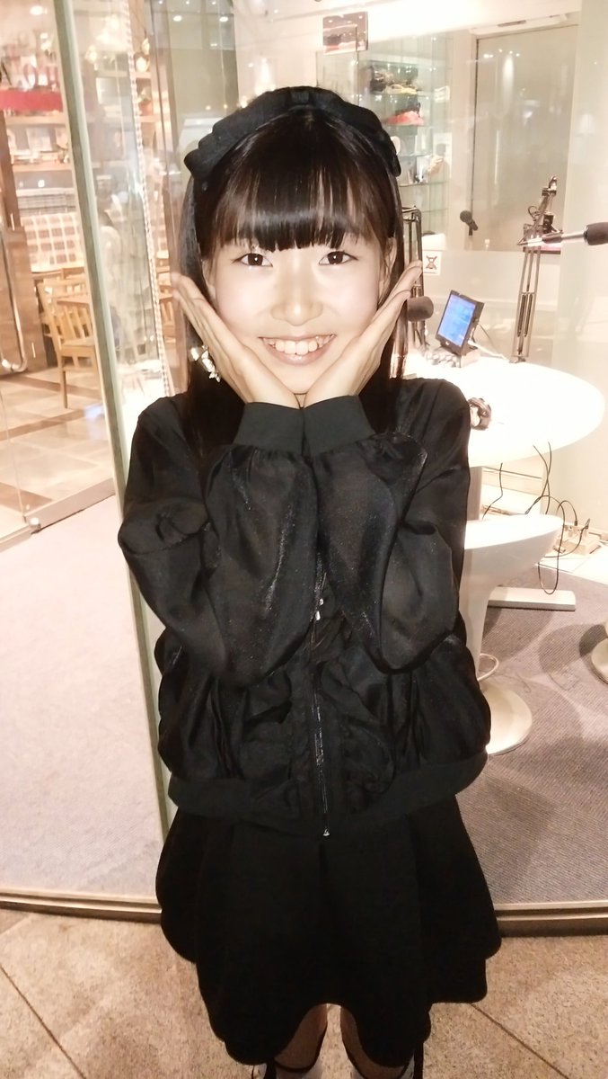 htv1985's tweet photo. 5.22 FMハロー放送後
＃ヒーローズアカデミー
ますちゃんとるいみゃん
2つ前の激弱スマホ撮影🙇
ありがとうね💖 https://t.co/cJ5IrfYdT8