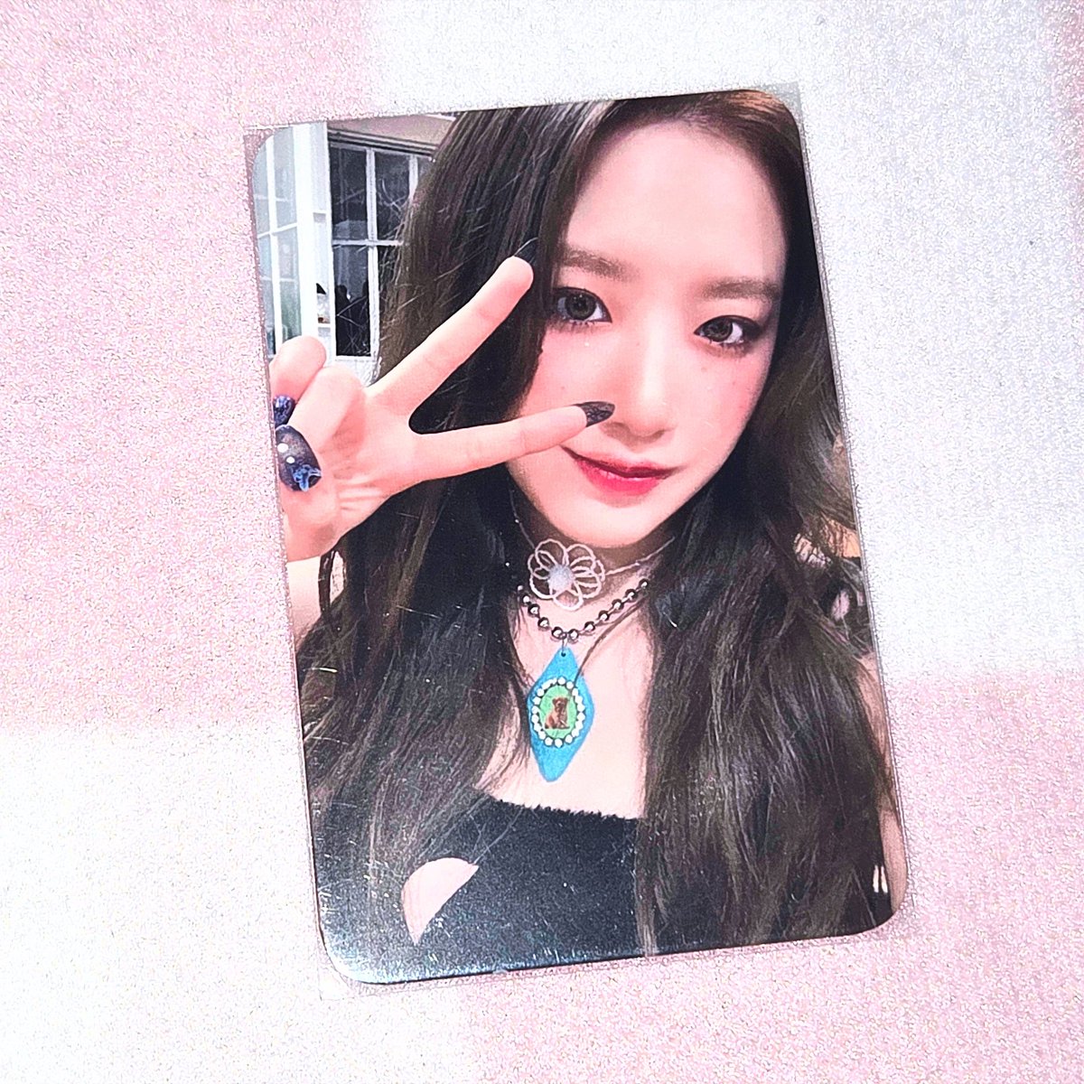 libagg0010's tweet photo. 아이들 슈화 퀸카 이즈위 무모샵 포토카드 포카 양도 

▪︎가격
이즈위 - 1.0 / 무모샵 - 1.5
▪︎하자X / 미개봉
▪︎ 반택 0.2 , 일반택배 0.4 
(제주지역은 입금 전 미리 알려주세요) https://t.co/rlhml7ofml
