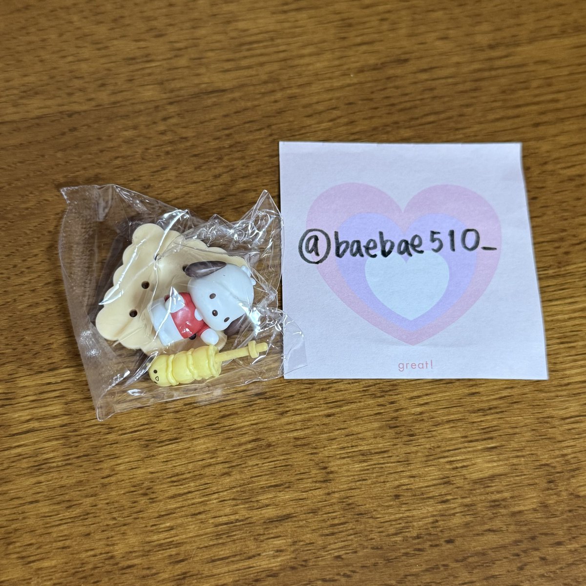 baebae51O_'s tweet photo. @poccha_0229 @1 お返事ありがとうございます！こちらID付きのお品物のお写真となっております。お間違いないかご確認お願いいたします。また、フォローの方大丈夫です。こちらからお先にフォローの方失礼いたします。 https://t.co/albuHDFJsc