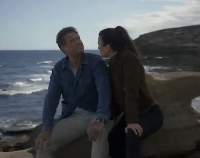 sevwards's tweet photo. Just realized where her hand is the whole time 🫠 he’s not going anywhere honeyyyyyy #SaveTonyandZiva https://t.co/CFvwL0h3Ko
