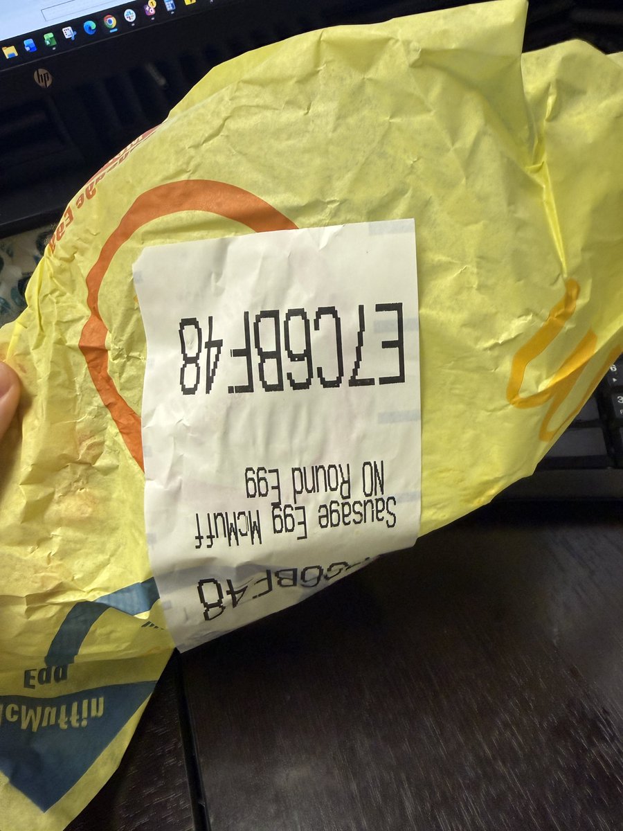 HunterLukeE's tweet photo. Are we serious right now? @McDonalds how do you mess up this bad https://t.co/lTBk23gon4