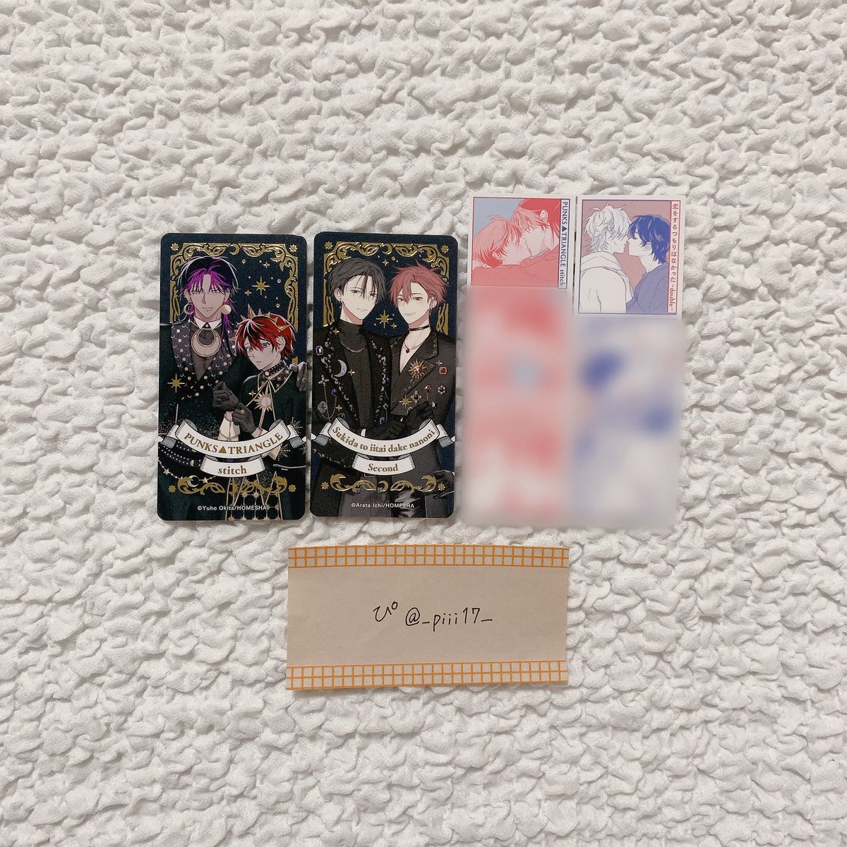 _piii17_'s tweet photo. ブルメロ展 特典【交換】

タロット風箔押しミニカード
譲 ● 沖田有帆 , 壱あらた
求 ● 末広マチ

特製キスシーンしおり
譲 ● 沖田有帆 , 鈴丸みんた
求 ● 末広マチ
　 　 （ ちぐはぐなキス , How to melt ）

・郵送のみ

お気軽にお声掛けください。 https://t.co/xmT6WOJYFP