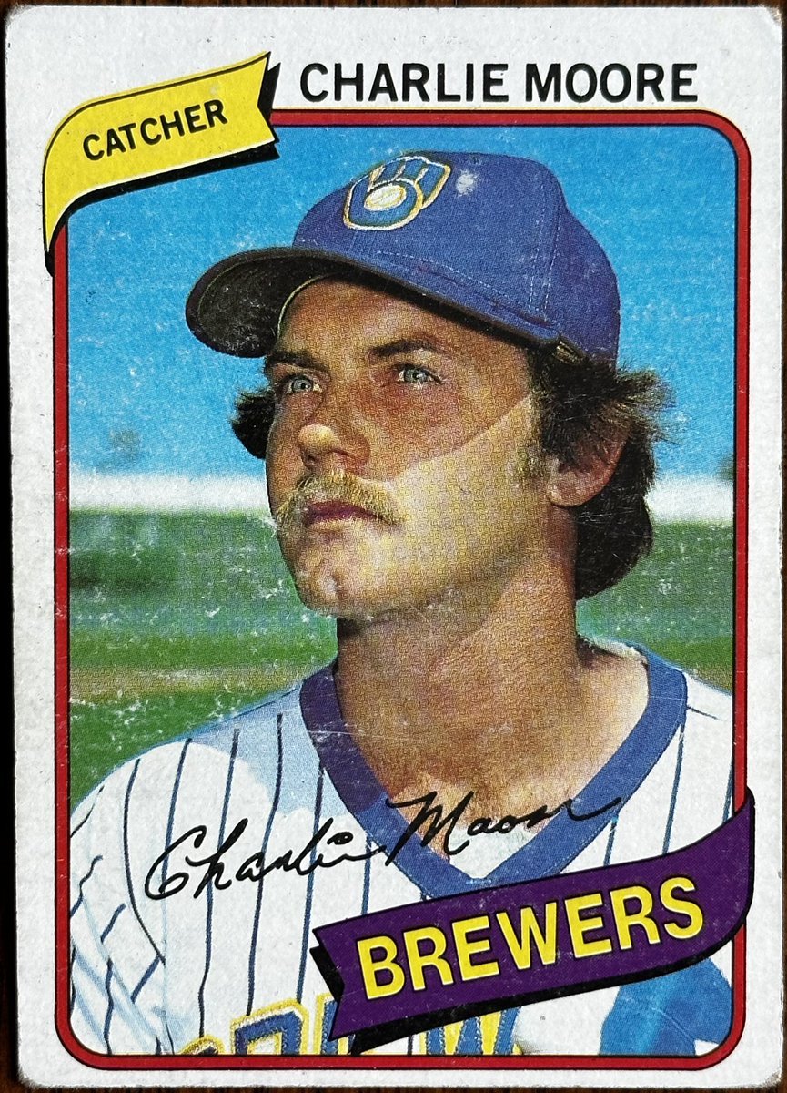 Thelscwxman's tweet photo. Originally Charlie intended to accept a scholarship to play quarterback at Auburn but changed his mind when drafted by the @Brewers. He played 15 @MLB seasons and was the last runner Hank Aaron drove in. Charlie Moore passed away a week ago Saturday at the age of 72. #RIP https://t.co/WnXBmEaPbc