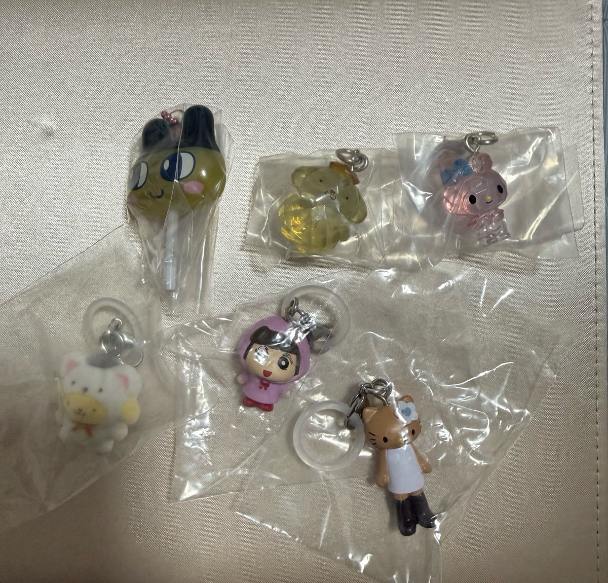 satton331SVT's tweet photo. ガチャガチャ  交換
たまごっち  ポムポムプリン  キティ 
マイメロ  あいちゃん
あしながキティ
譲  まめっち  ポムポムプリン  マイメロ 
      キティ  あいちゃん
求   ちいかわめじるし  なんでも
n・1でも可能です
御気軽にご相談ください
リプ続きます https://t.co/8tLRKkW5j6