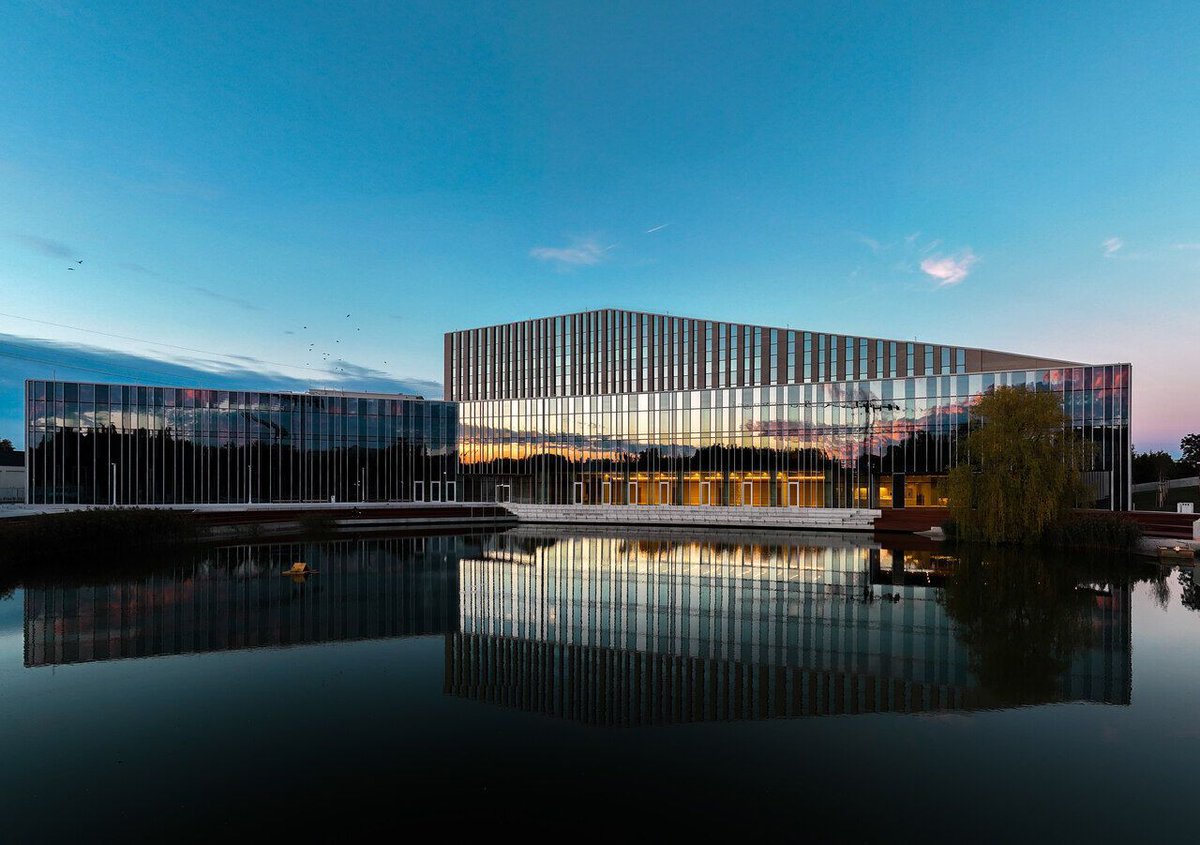 Archello tweet media