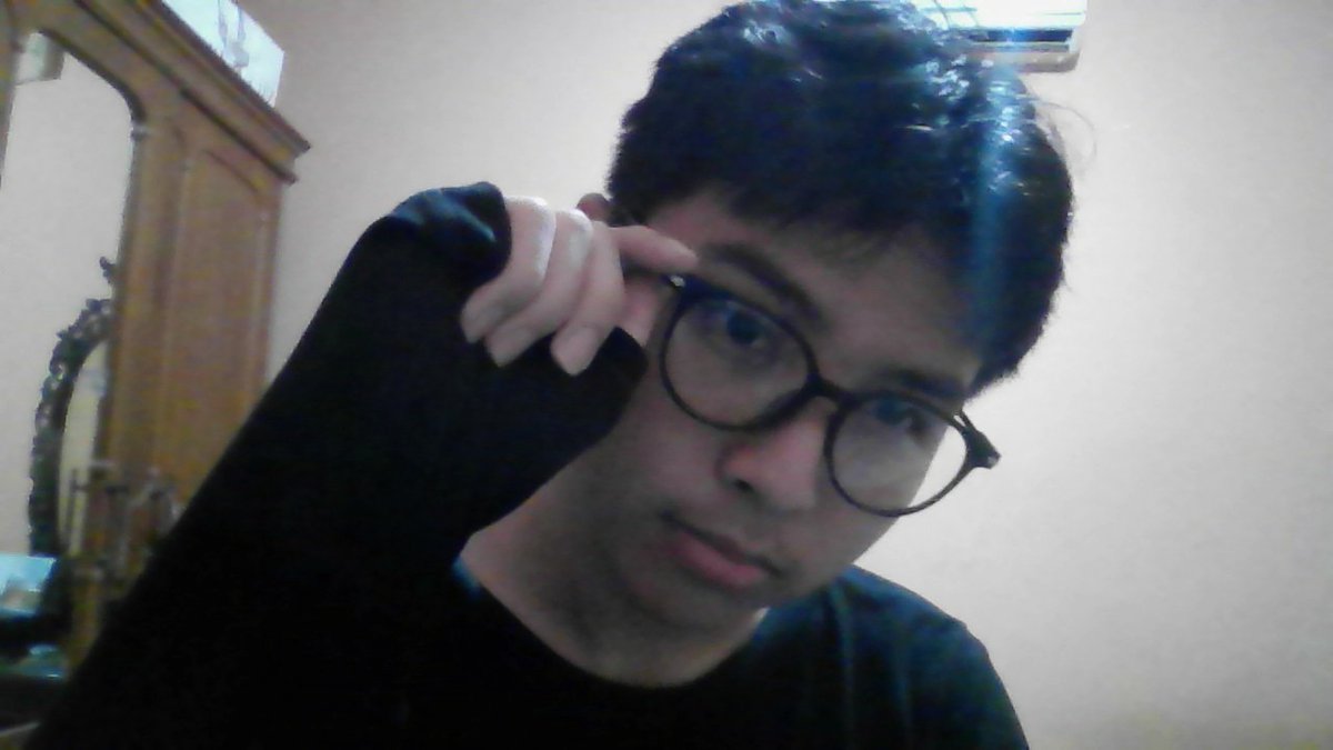 basically4twink's tweet photo. pucet bgt kamera luptup ini https://t.co/JLYu5QyETu