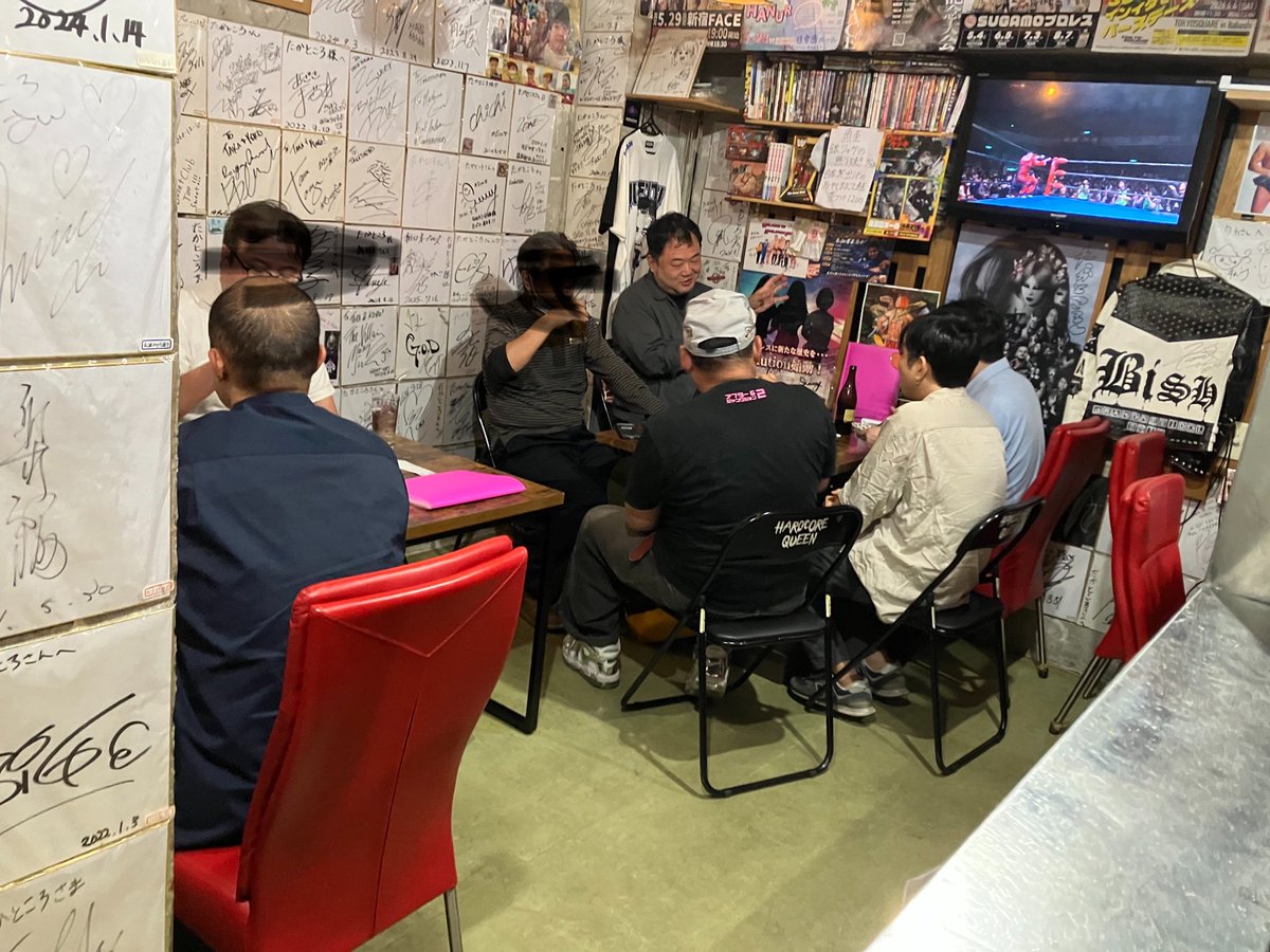 crDZVDEgLPUE5to's tweet photo. 6/1(月)はご新規様団体祭り！
ゼァチャンネルみてきました

修斗後楽園終わりでいつも男マンさんの
ツイート見ててきました

会社のプロレス会

みんな何食べてもうまい！と追加オーダーもお酒も止まらず！
たかところの料理はちょっと飛び抜けてる
自信あります！
#プロレス
#水道橋 https://t.co/j2XiZIrbJ7