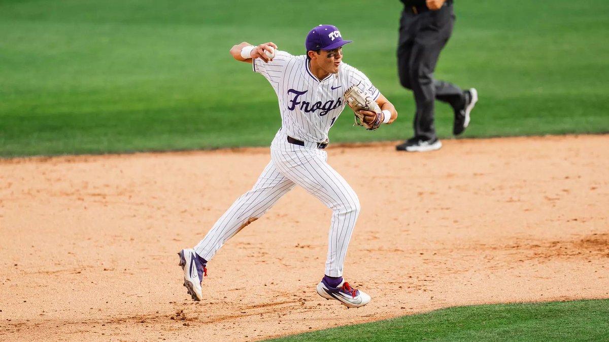 FrogPreacher's tweet photo. NEWS: #TCU INF Jack Bell has entered the transfer portal. 

Bell is an elite defender, and he took a big step forward with his bat this season. Bell slashed .303/.490/.452 with nine doubles and six home runs in 50 games (47 starts). https://t.co/fUWcZKBBhW