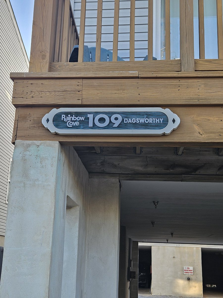 squiggg's tweet photo. Swung by one of my old beach houses in Dewey yesterday. Fun fact: one of my former roommates is doing 23 years for murder! https://t.co/5XkJpPwh4D