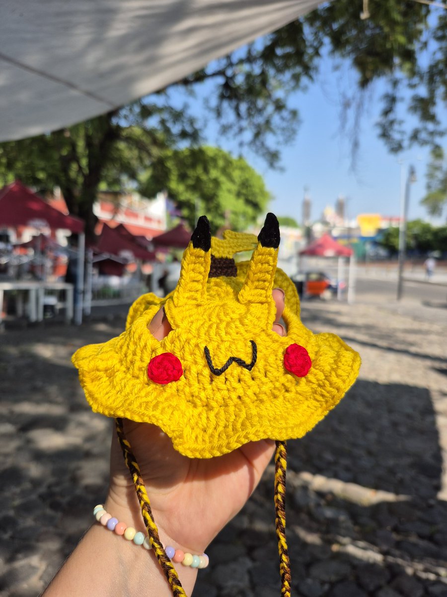 Yanira_GH's tweet photo. hice gorritos nuevos para vender en la feria 🧶 https://t.co/garuJfNlP0