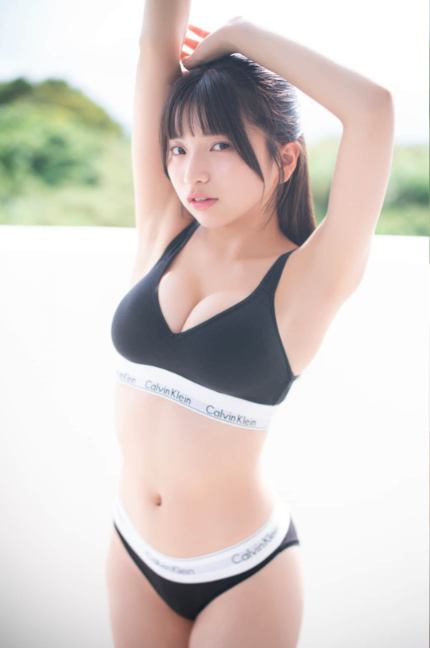 dumbred1818's tweet photo. こういう雰囲気、かなり好き。
ありがとう
やっぱり人気なのも納得。

#姫野ひなの

https://t.co/lI7YvpdtG1

31233123