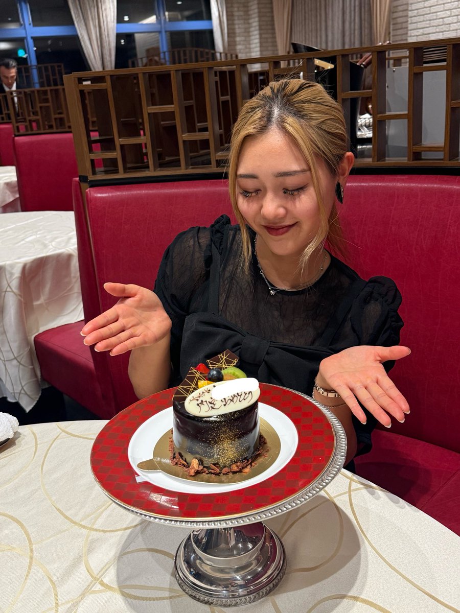 ayagohan014's tweet photo. フレンチでお祝いしてもらった時のやつ✨ https://t.co/7XCmVjzduo
