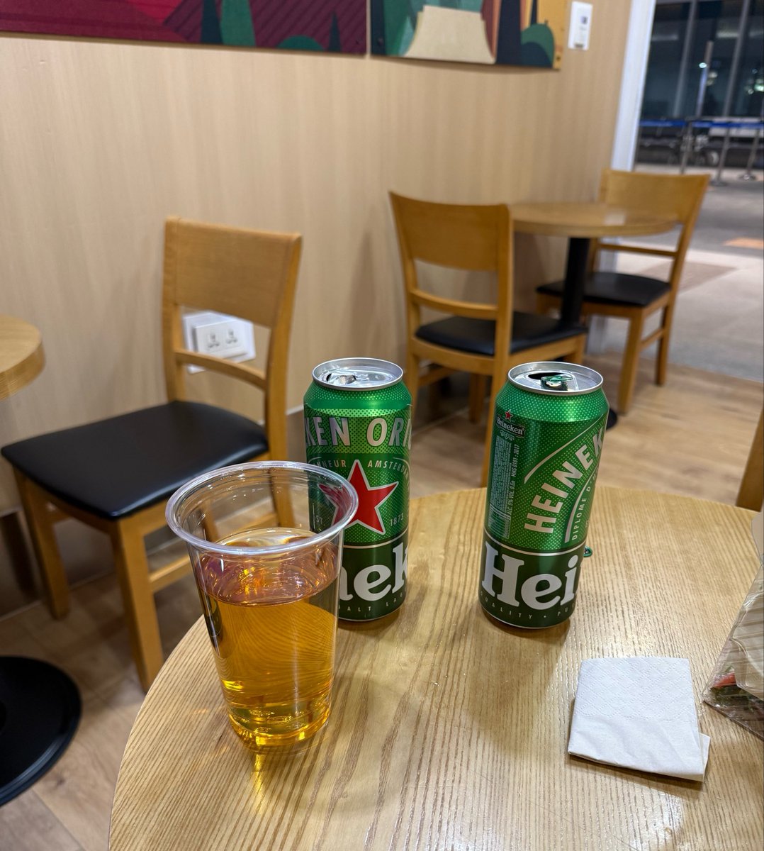 YetkinBoy's tweet photo. i shoulda never smoke that shit now im in the ulaan baatur chingiss khaan airport https://t.co/r4vTTOytOl