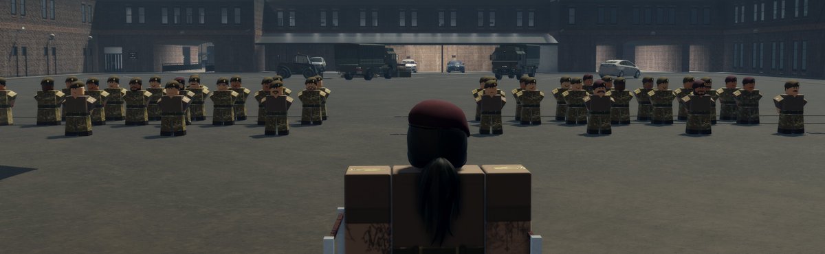 RbxGds's tweet photo. Yesterday, the 1st Battalion Grenadier Guards gathered at our garrison, Victoria Barracks, to mark the handover of Lt Col Wilson to Lt Col Adler as Commanding Officer. https://t.co/do15i0aloC