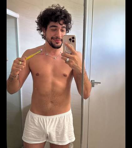 sitepopmais's tweet photo. Antes e depois do cantor Nattan gera debate entre internautas. https://t.co/yCDIv9M2wU