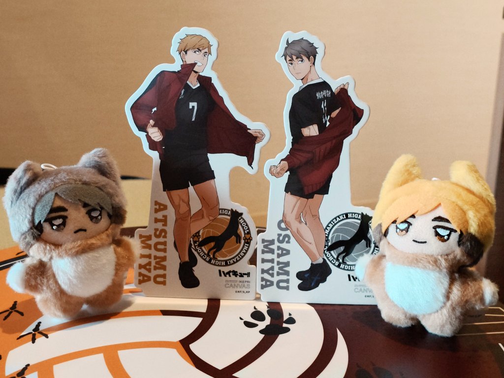 014158xx's tweet photo. ミニスタンディパネルなるものをこれからも売って欲しい https://t.co/vR4lrQD10P