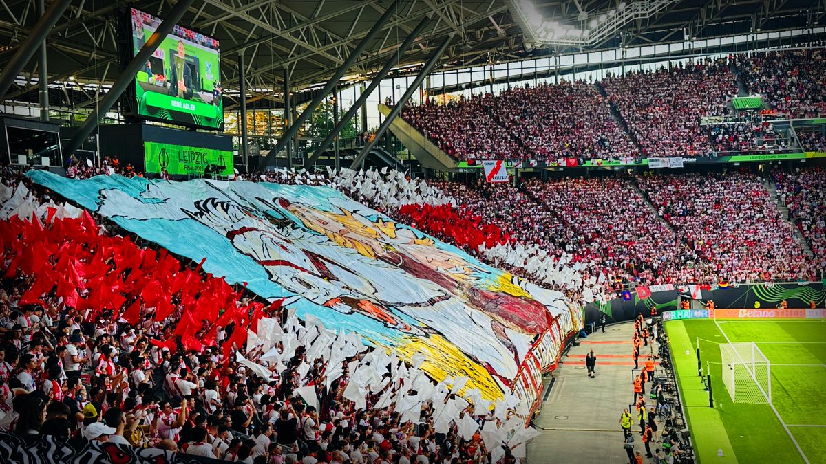 ssvenL's tweet photo. Conference league finale! https://t.co/YDcqYWsQdp