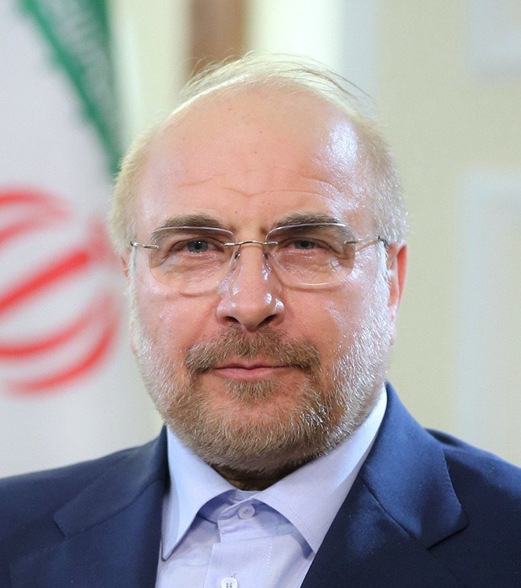 DailyEdebiyat's tweet photo. 🇮🇷🇺🇸 Iranian Parliament Speaker Ghalibaf says "the escalation of war crimes in Lebanon is evidence that US fails to commit to a ceasefire."

"There will be a price to be paid." https://t.co/tySEjvXKAn